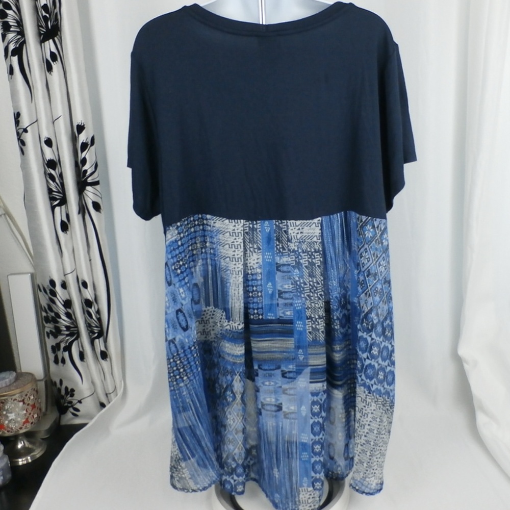 Bobeau Navy  tee Sheer pattern hi-low back 1X